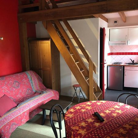 Appartements Et Chambres Le Vaumurier De Saint Lambert Exterior photo