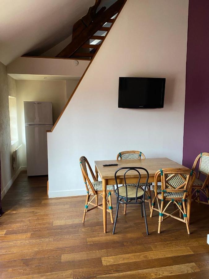 Appartements Et Chambres Le Vaumurier De Saint Lambert Exterior photo